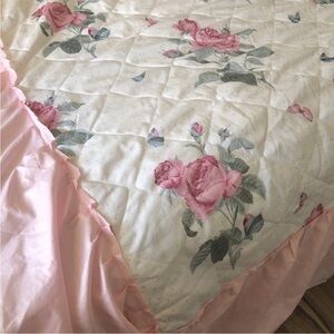 Vintage Style Twin Bedspread Pink Rose Floral Quilted Satin Skirt